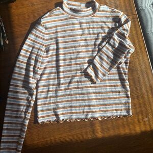 cropped mock neck stripped shirt